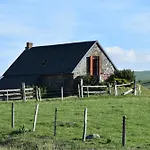Vakantiehuis Buron De Cachebroche Proche Puy Mary *