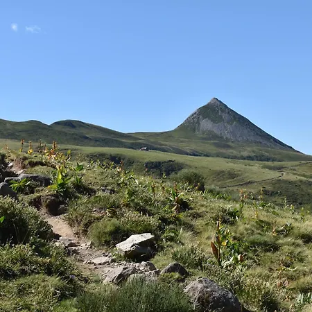 Casa de Férias Buron De Cachebroche Proche Puy Mary