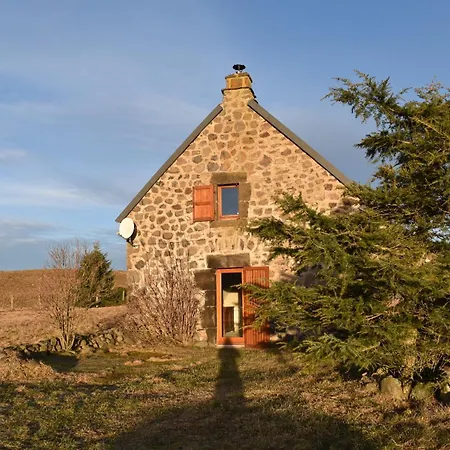 Buron De Cachebroche Proche Puy Mary Casa de Férias *